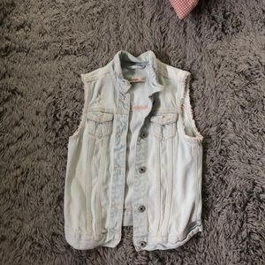 Jean vest